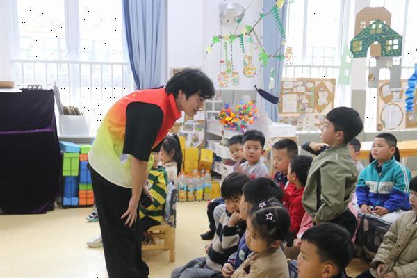 点击图片翻到下一页>> 点击图片翻到下一页>>